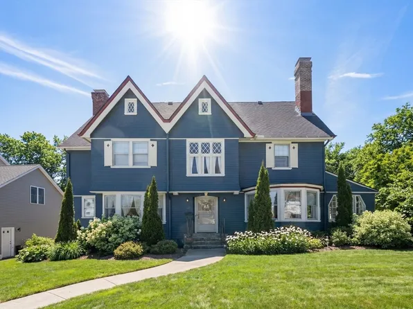 25 Kenwood Ave, Worcester, MA 01605