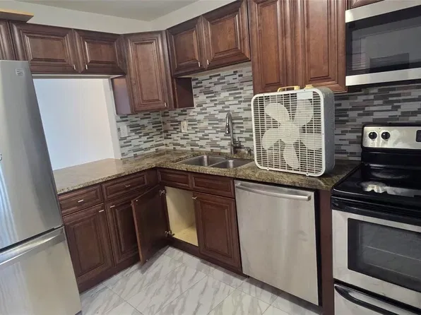 7320 NW 85th Ct APT 102, Fort Lauderdale, FL 33321