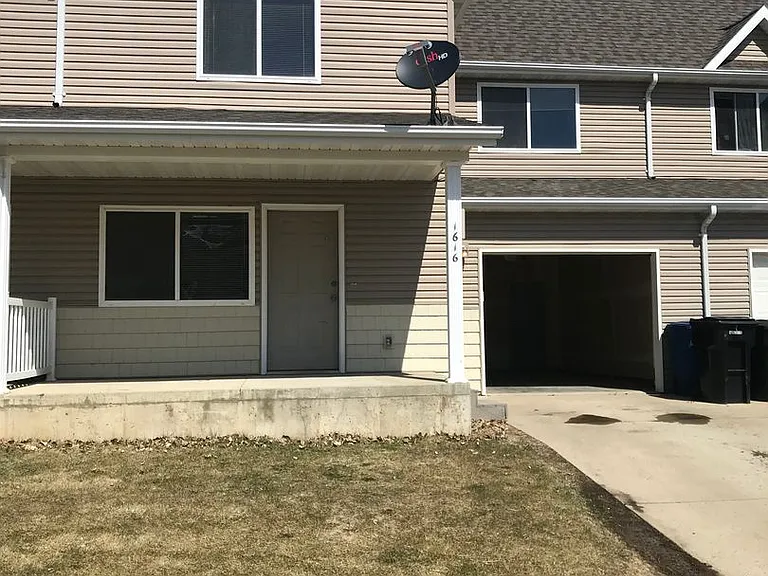 2397 Sparrow Dr #5A — Photo 6