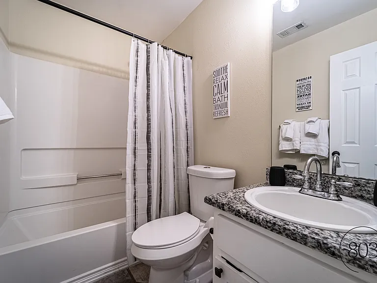 Saganaw Dr — Photo 8