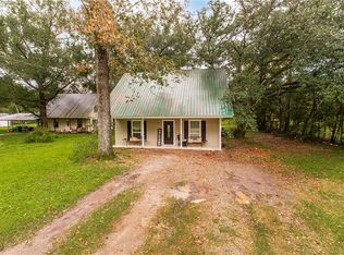 30136 Willow Ln, Hammond, LA 70403