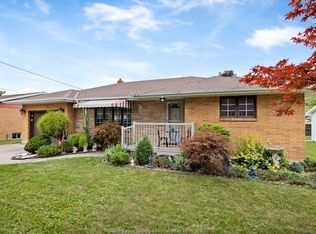 247 Erie St S, Essex, ON N0R 1G0