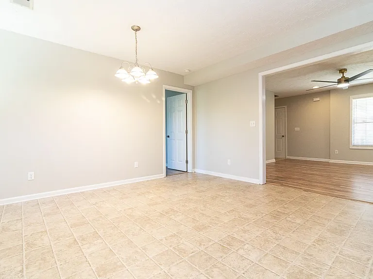 134 Twin Lakes Dr — Photo 11