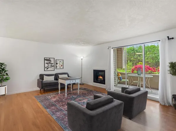 1055 Hillside Ave #105, Victoria, BC V8T 2A4