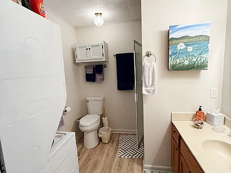 417 Houston Dr — Photo 14