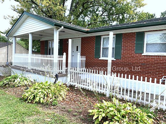 3rd image of 2676 Coral Dr