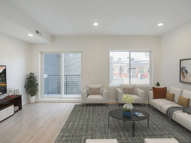 834 N Broad St #3 — Photo 5