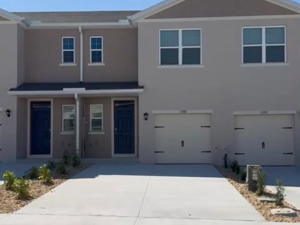 2388 Penguin Blvd