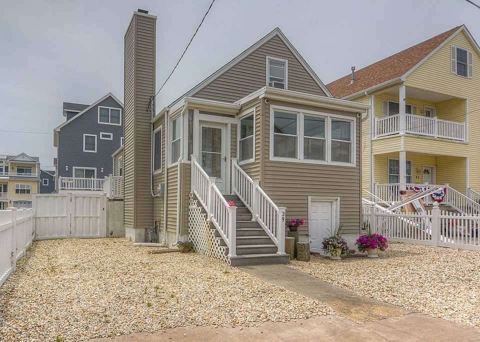 39 Coolidge Ave, Seaside Heights, NJ 08751 | Zillow