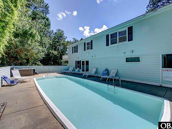 3rd image of 1126 Persimmon St Lot 32