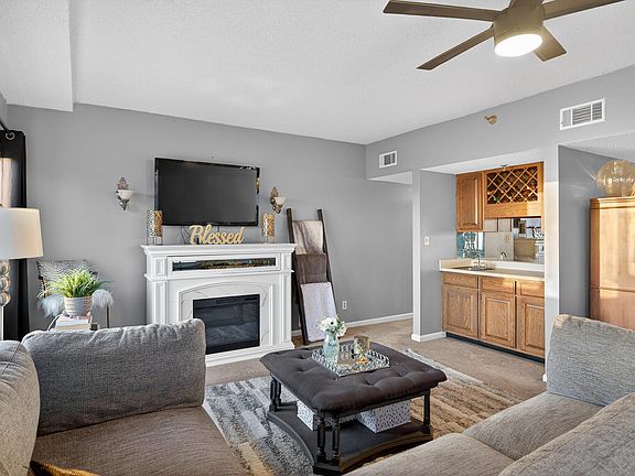 2nd image of 355 S Broadway APT 202