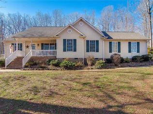 7108 Destiny Jo Rd, Pleasant Garden, NC 27313