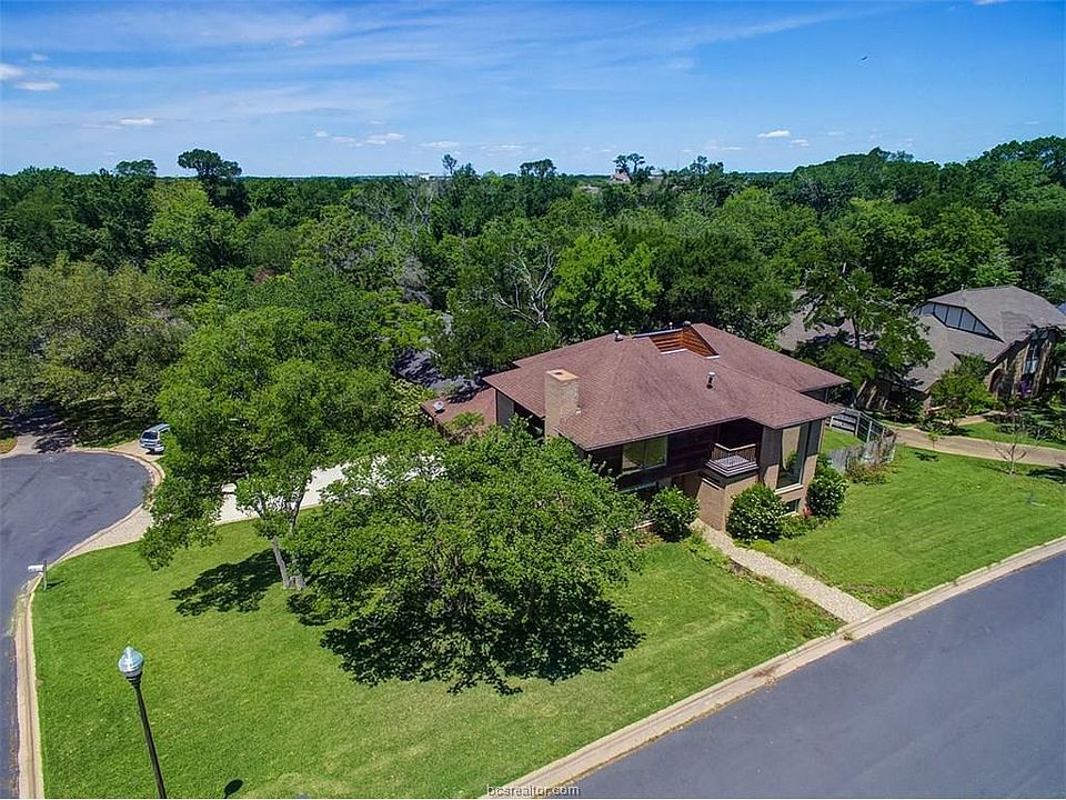 1st image of 8505 Amethyst Ct