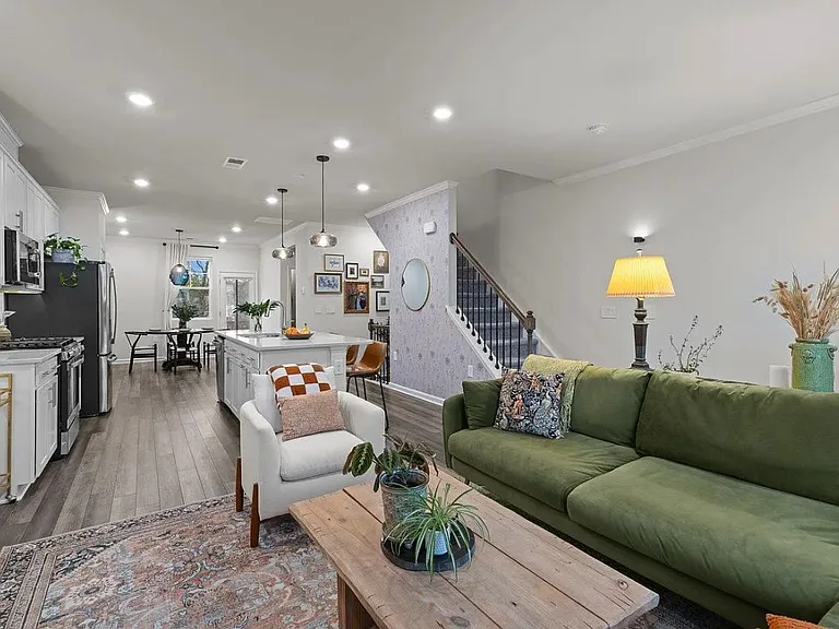 1052 Shoreside Dr — Photo 13