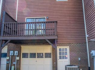 516 Rock Cliff Ct, Winston Salem, NC 27104
