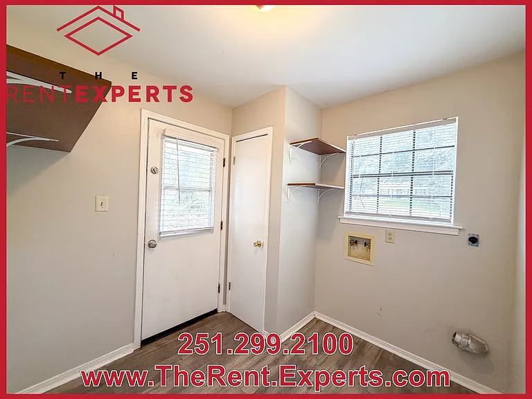 2086 Mesa Dr — Photo 6