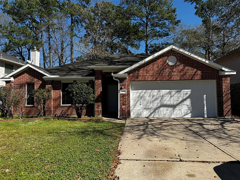 18614 Timbers Dr — Photo 1