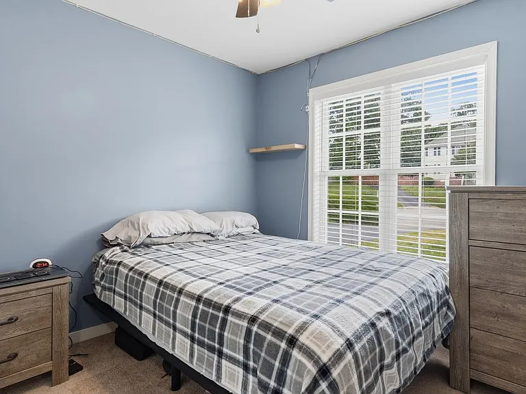7916 Featherchase Ter — Photo 12