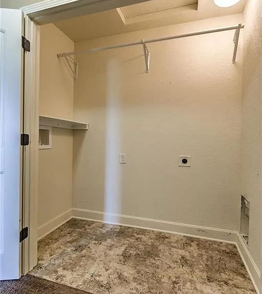 9415 N Lenox Ave — Photo 10
