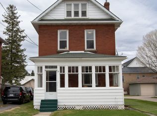 15 James St, Smiths Falls, ON K7A 1W7