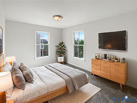 4th image of 918 N 26th St
