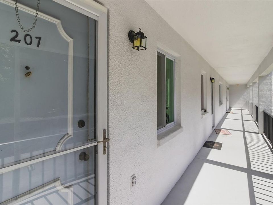 1st image of 2060 Marilyn St APT 207