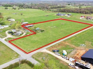 12762 Jimmy Devault Wc 627 Rd, Farmington, AR 72730