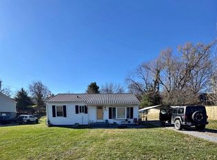 1221 Lowell St, Johnson City, TN 37601