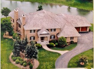 1115 Bridgeview Ln, Lake Forest, IL 60045