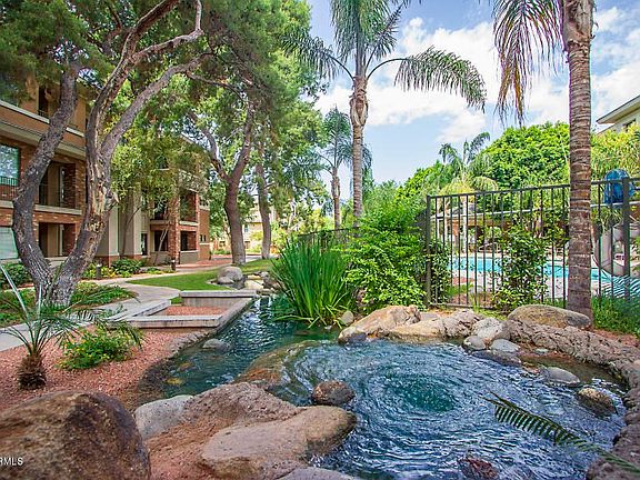 Gorgeous Grounds