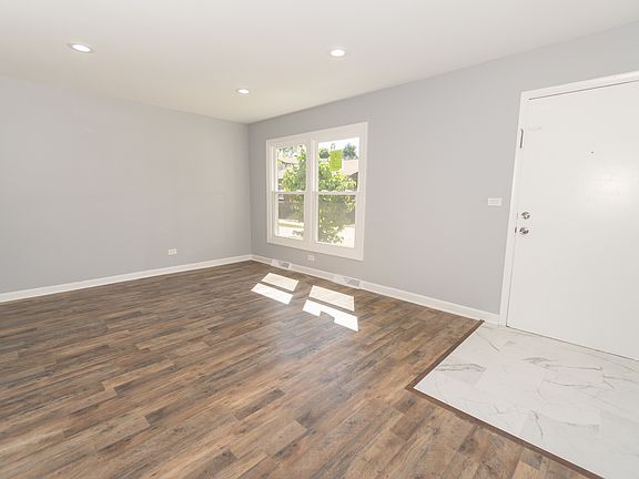 2nd image of 261 Green Ct