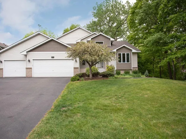 601 Sterling St S, Maplewood, MN 55119