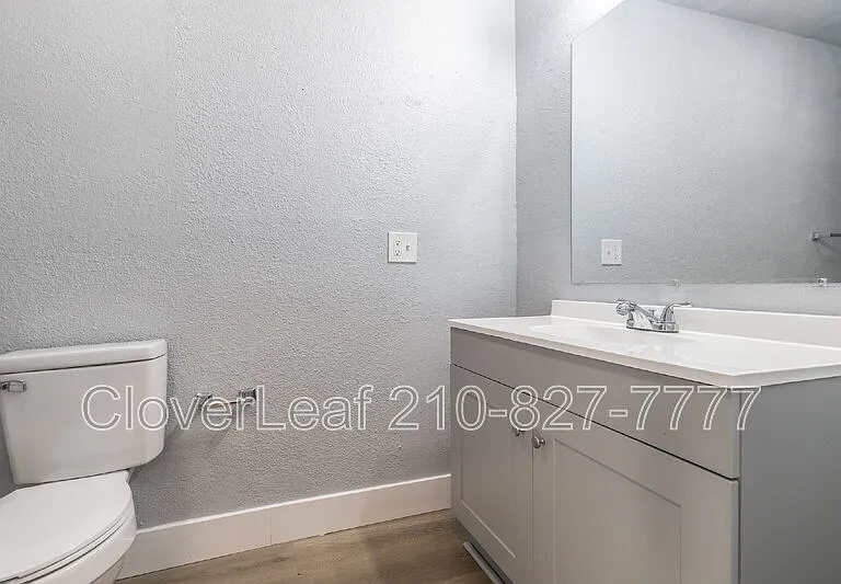2114 Jupiter St — Photo 15