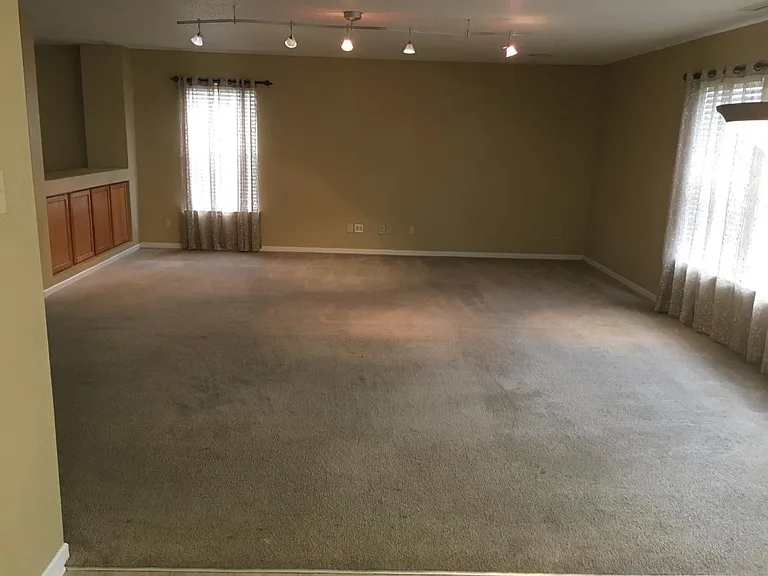 1038 Millstone Ct — Photo 2