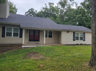 942 La Bonne Pkwy, Ballwin, MO