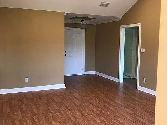 3rd image of 2758 Timbercreek Trl