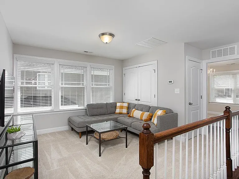 113 Bella Dr — Photo 12