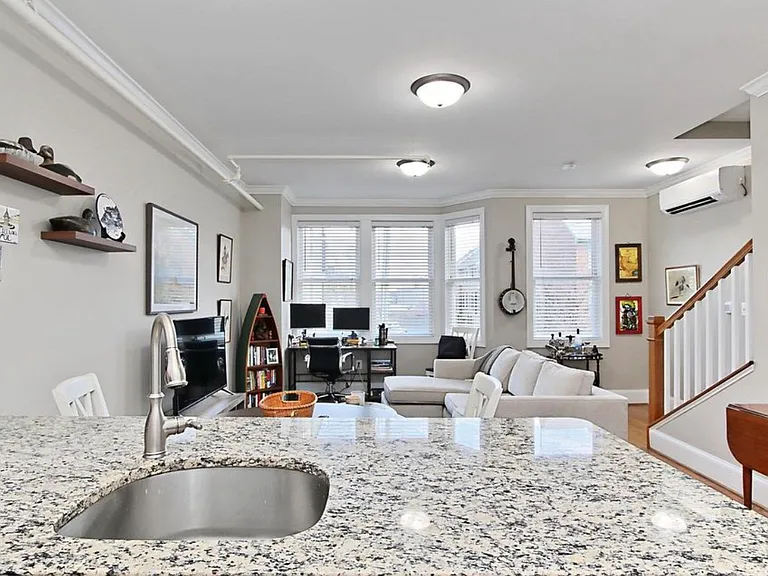 1008 Pendleton St #2B — Photo 4