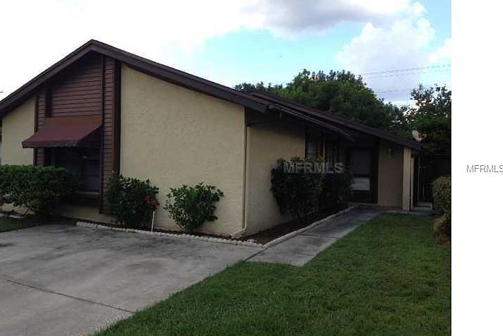 1st image of 10323 Parkcrest Dr