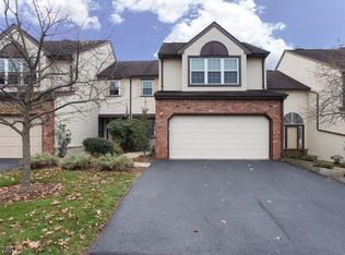104 Porter Way E, Bridgewater, NJ 08807