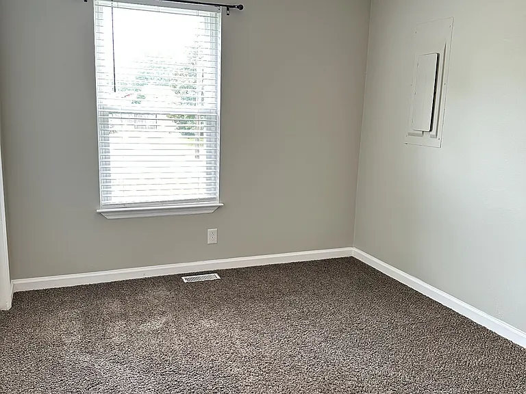 119 Eagle Dr — Photo 12