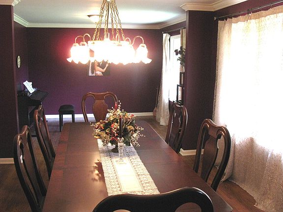 Dining room and piano room (at far end)