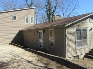 6394 Franks Rd, House Springs, MO 63051