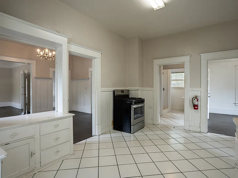 278 Humboldt Ave #1 — Photo 10