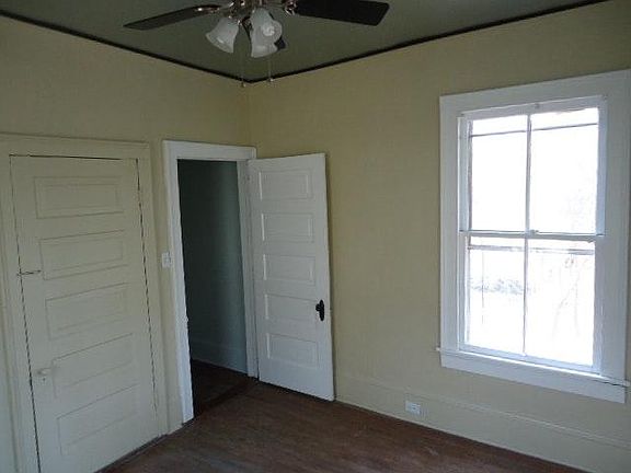 rear bedroom