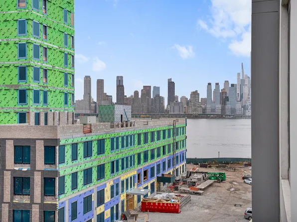 9 Avenue At Port Imperial image 24 of 50