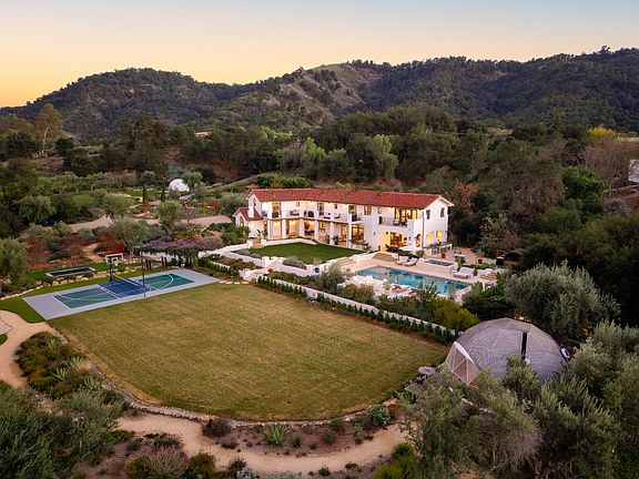 3rd image of 13202 Ojai Rd