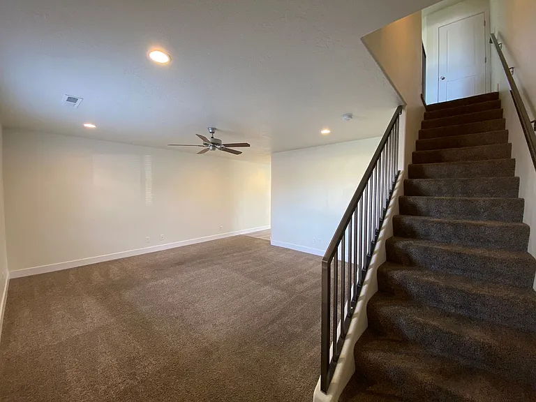 1664 N Dixie Downs Road — Photo 4