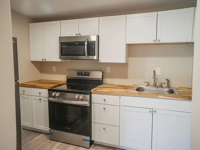 26 W. North Street — Photo 5