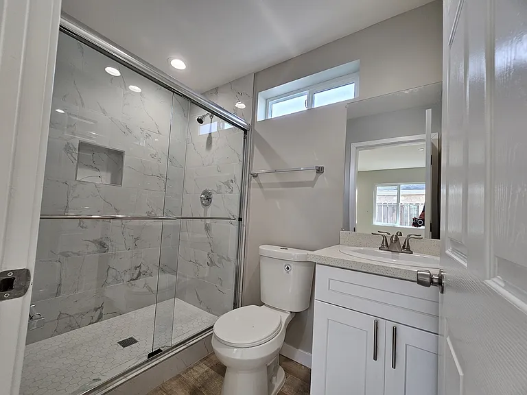 14009 Hubbard St — Photo 9